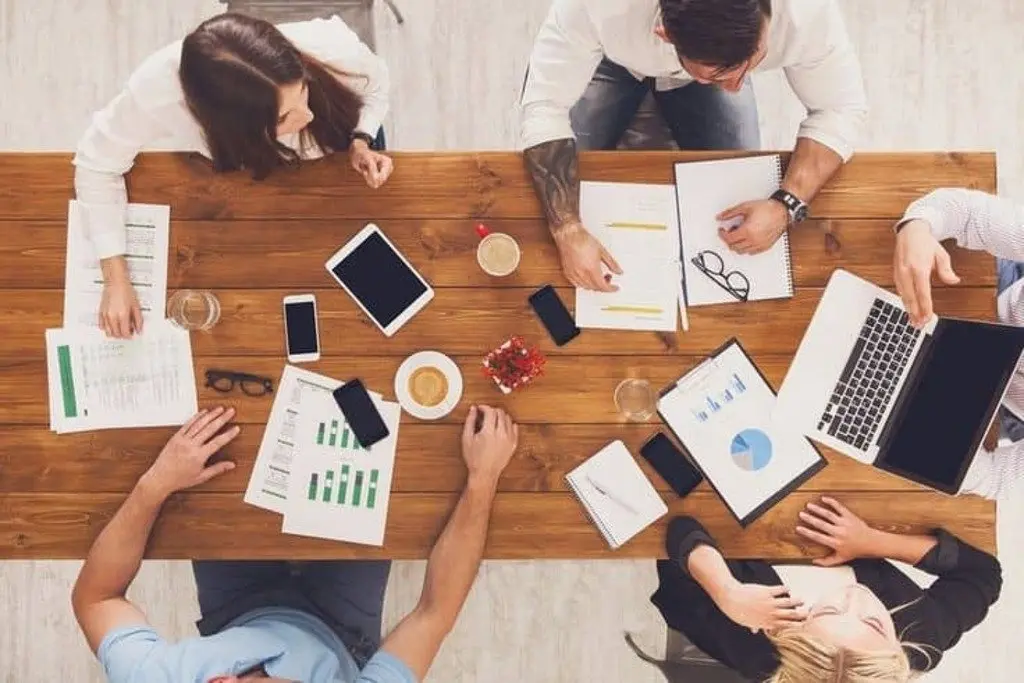 Mentor for YOUng. La tua idea di business parte con noi